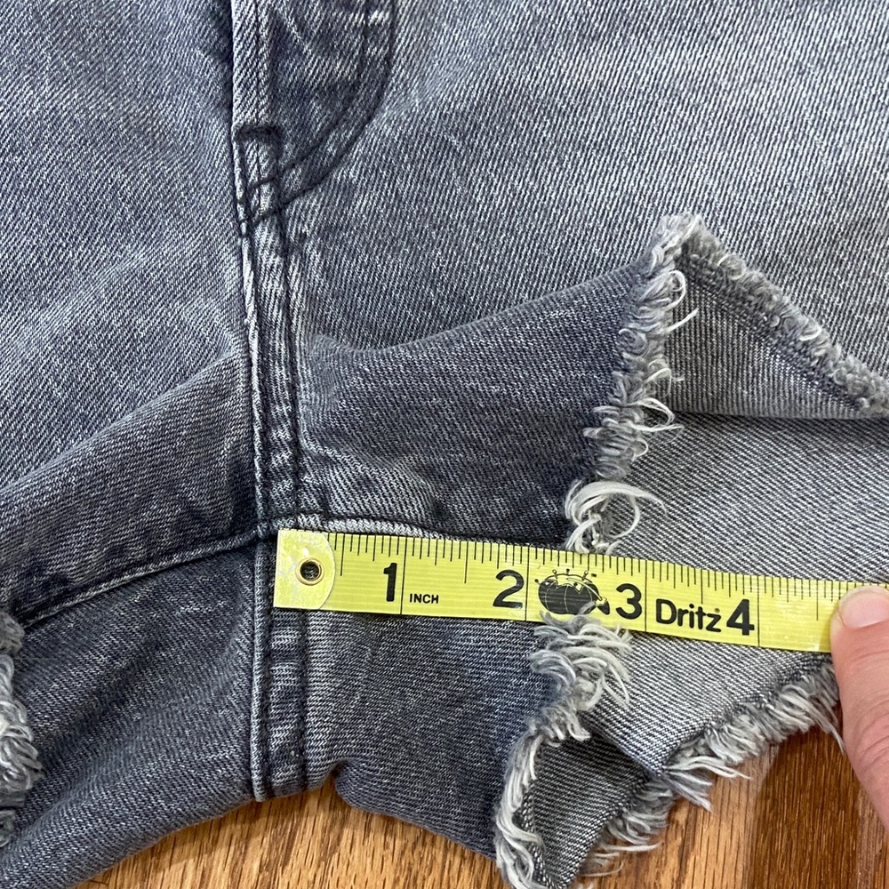 Levi's 501 Black-Gray Washed Denim Shorts NWT - Picture 7 of 7